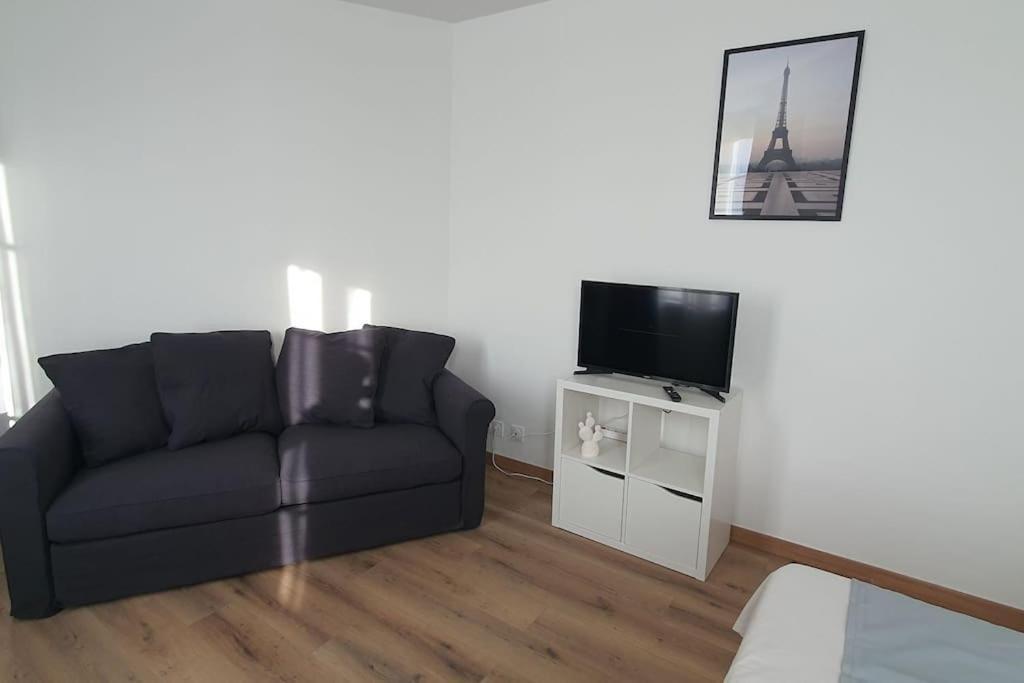 Studio De Charme Toits Parisiens Exterior photo