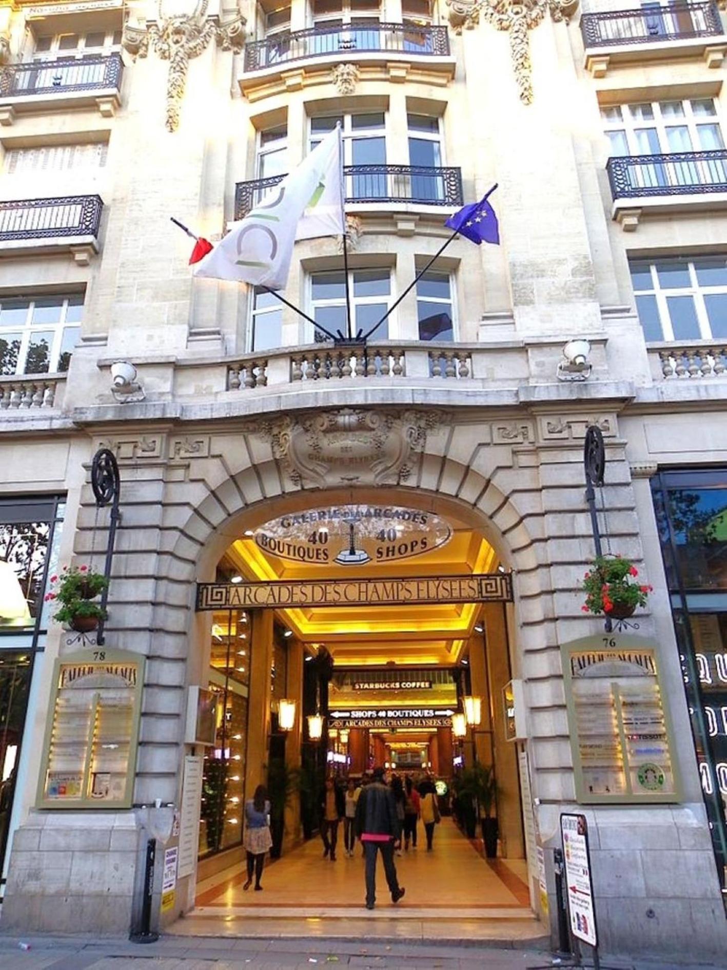 Studio De Charme Toits Parisiens Exterior photo